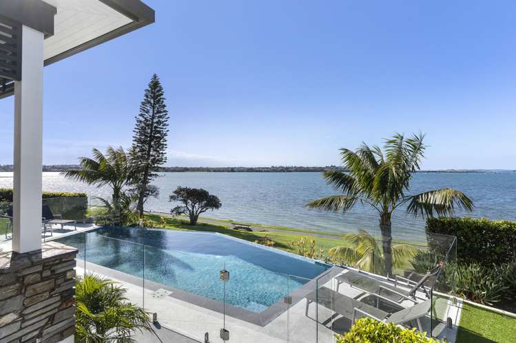 76 Bramley Drive Farm Cove_45