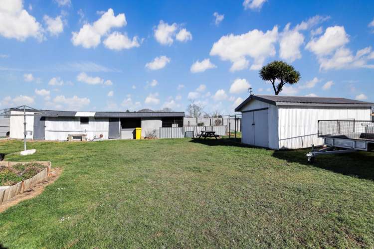 227 Racecourse Road Allenton_24