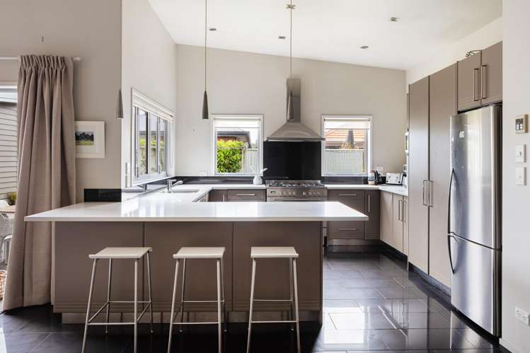 4 Roger Street_3