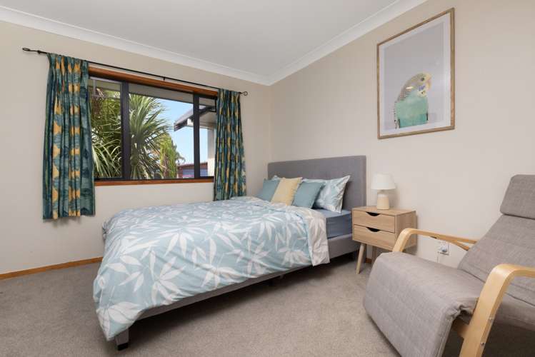 8 Paradise Place Matua_17