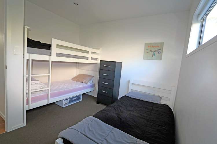 27 Taranga Road Langs Beach_13