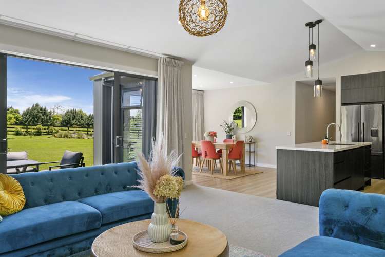 139 Mapara Road Acacia Bay_11