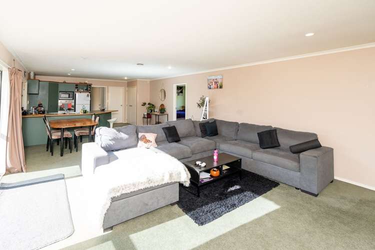 44 Cranbrook Place Rototuna North_3