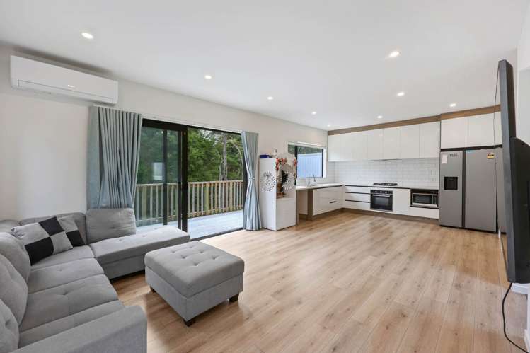 1/22 Spinella Drive Bayview_13