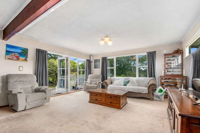 6 Bethells Road Waitakere_3