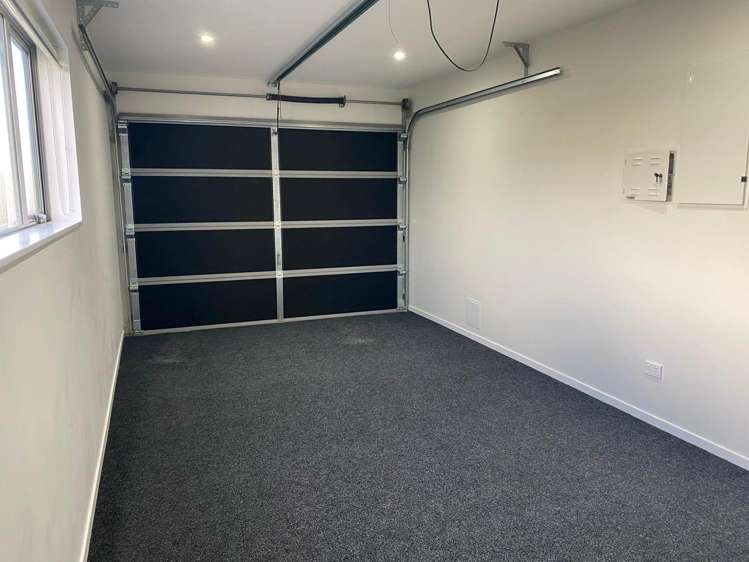 99a Mahia Road Wattle Downs_13