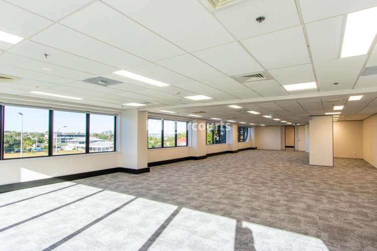 Level 5/5-7 Byron Ave Takapuna_3