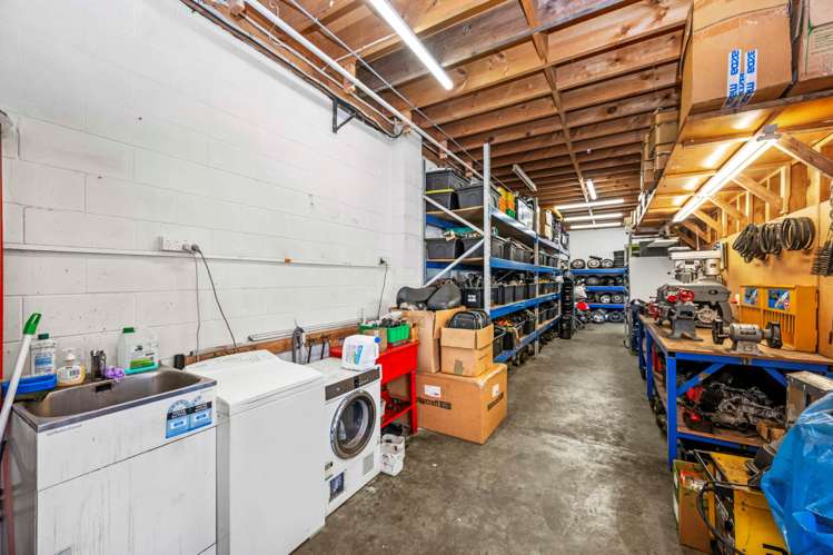 Unit 1/153 Hepburn Road Glendene_14
