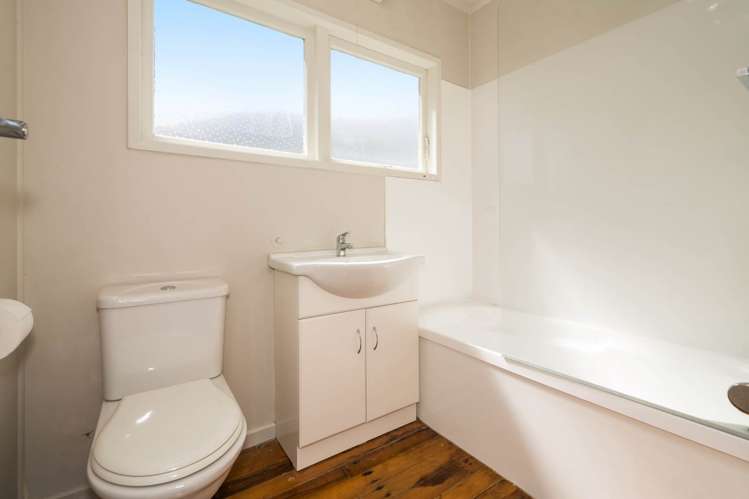 53 Stanaway Street Hillcrest_11