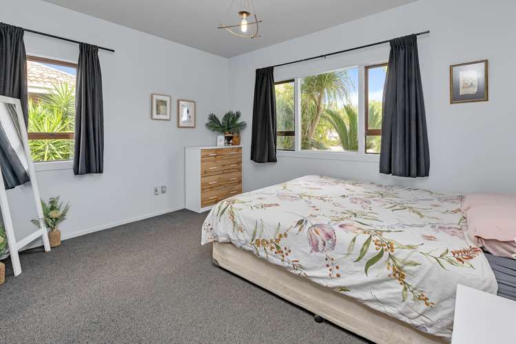 12 Haronui Street Kensington_13