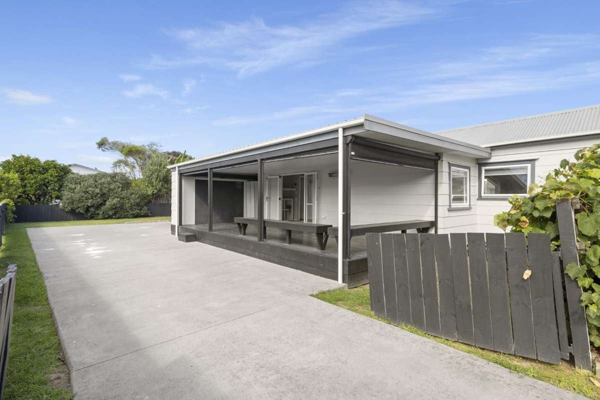 824B Papamoa Beach Road_0