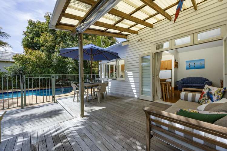 38 Queensway Three Kings_5