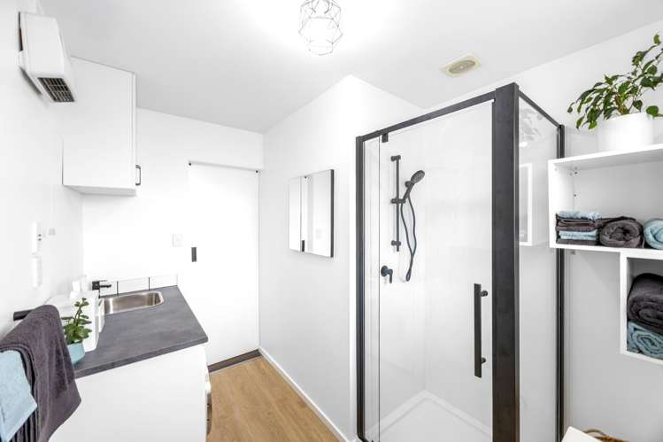 3/100 Poulson Street Addington_8