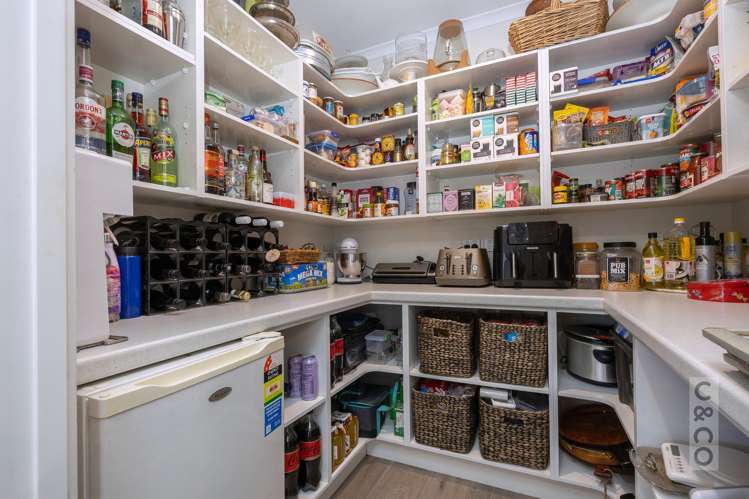 11 Canoe Lane Riverhead_7