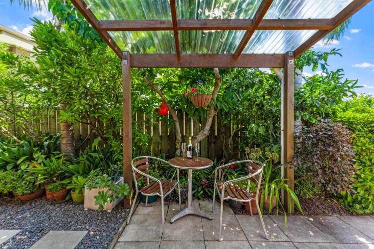 89 Athol Place Algies Bay_32