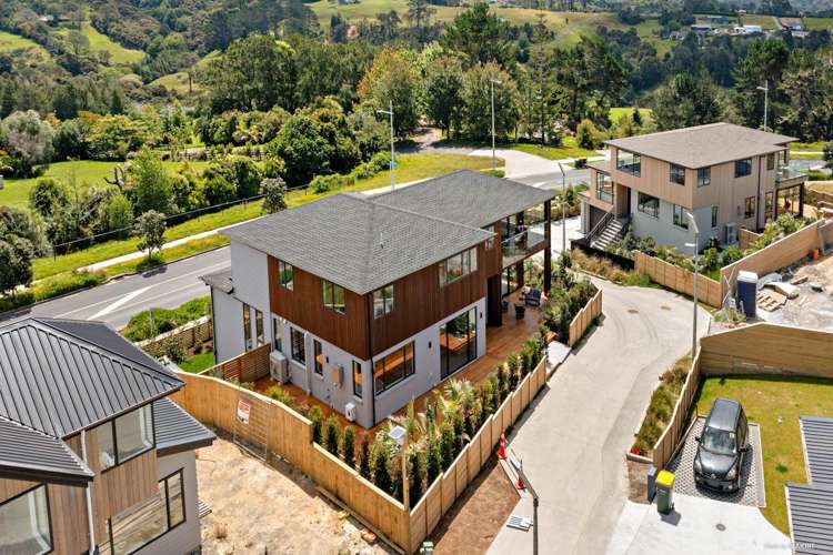 1 Taku Close Long Bay_19