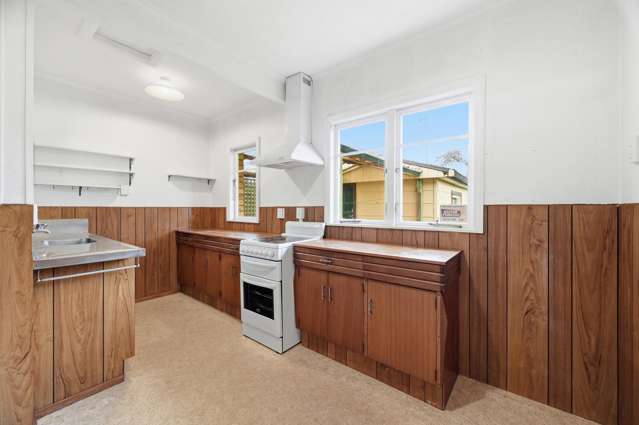 25 Russell Road Fairy Springs_3