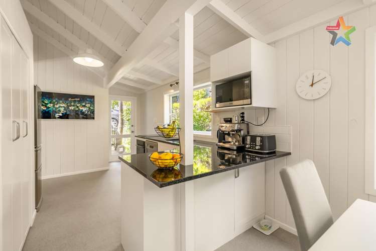 31 Pekanga Road_4