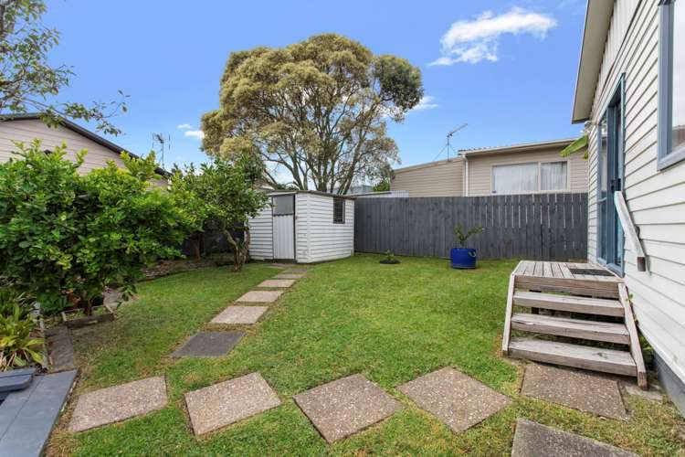 96 Farquhar Road Glendene_18
