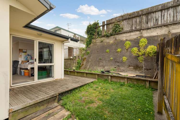 19 Twentyfirst Avenue Gate Pa_19