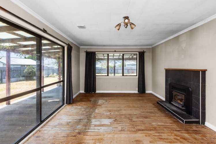 322 Montgomery Place Raureka_8