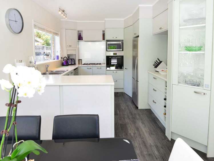 2/179 Centreway Road Orewa_9