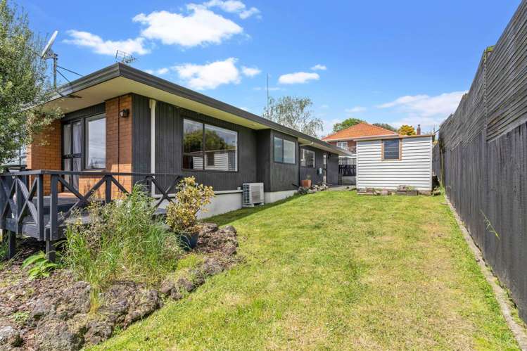 2b Kereru Street Henderson_8