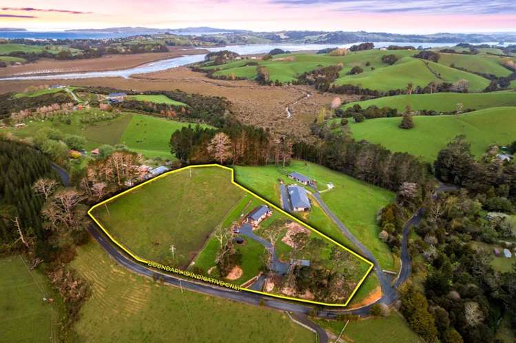 325 Hepburn Creek Road Warkworth_19