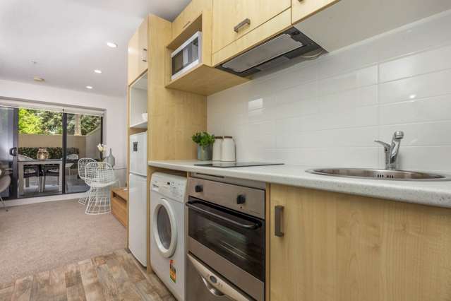 4N/23 Emily Place City Centre_4