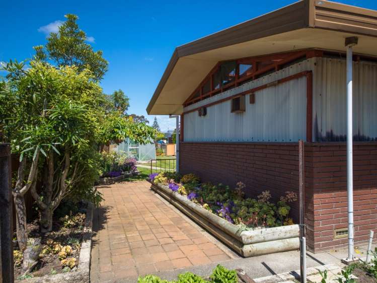 1 Calder Place Feilding_18