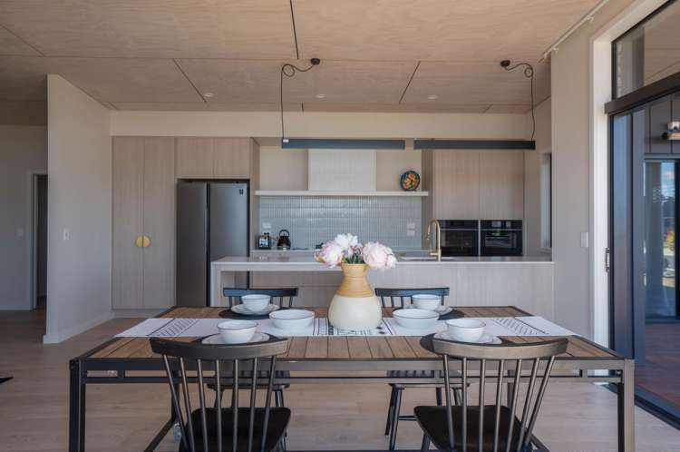 2 Maru Terrace Wharewaka_4