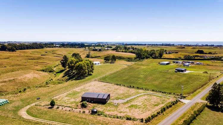 240 Ohanga Road Onaero_11