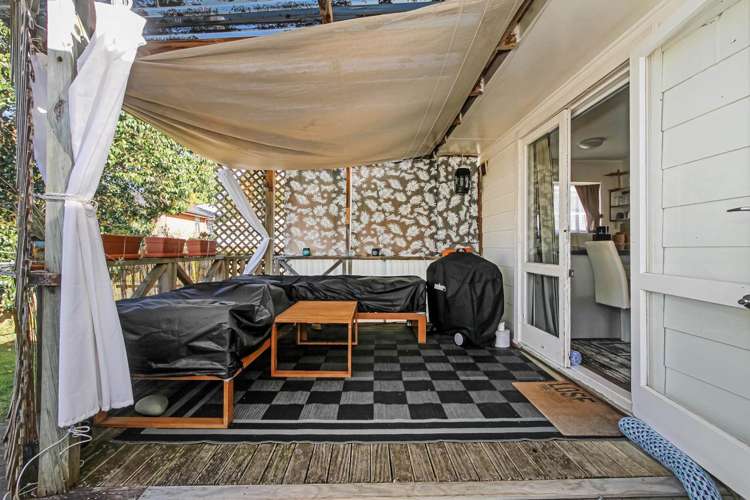 19 Wycherley Drive Bucklands Beach_23