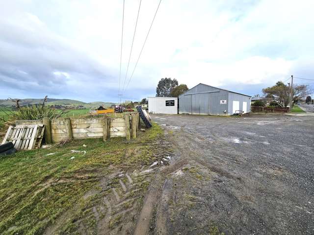 22 Saunders Street Owaka_4