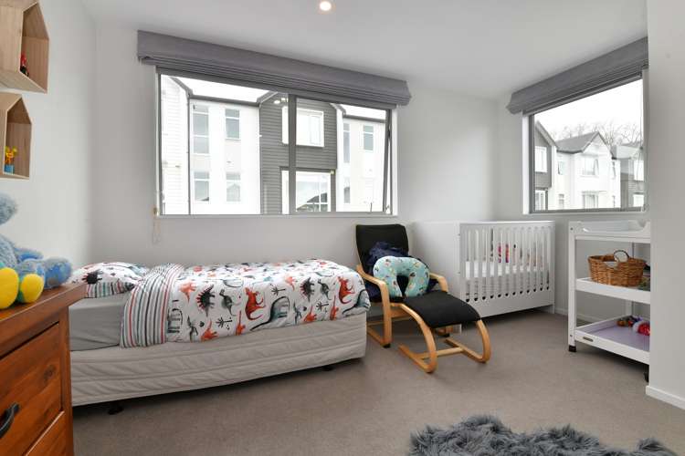 8 Watermill Lane Silverdale_16