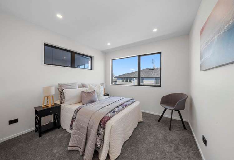 4/32 Bradbury Road Botany Downs_12