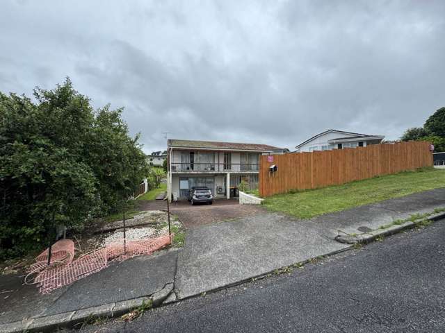 5 Fairway Drive Mt Roskill_1
