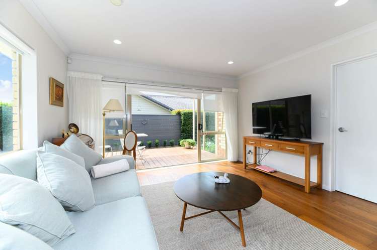 44/1 Piriti Drive Te Atatu Peninsula_6
