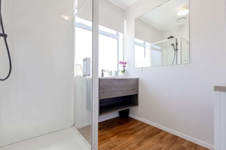 236 Stafford Street Hokitika_11