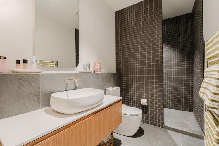 1/109 Clyde Street Hamilton East_15