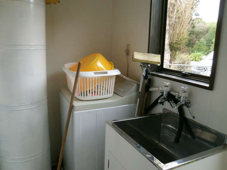 20 Ocean Grove Owaka_16