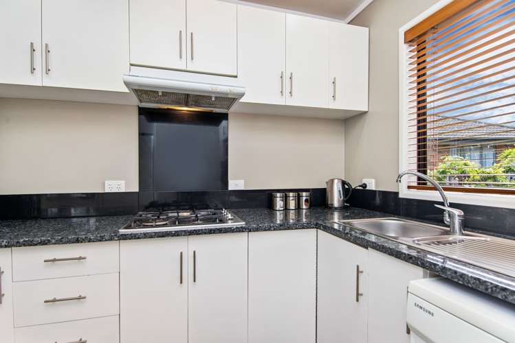 100 Chislehurst Street Henderson_11