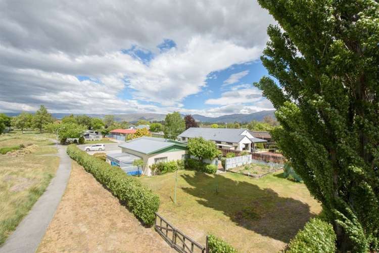 16 Annie Aranui Drive Poraiti_16