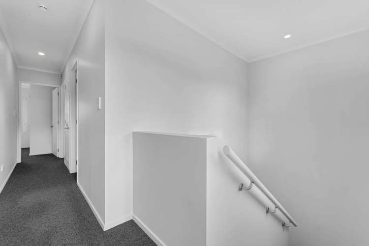 8 Bushpark Place Flat Bush_18
