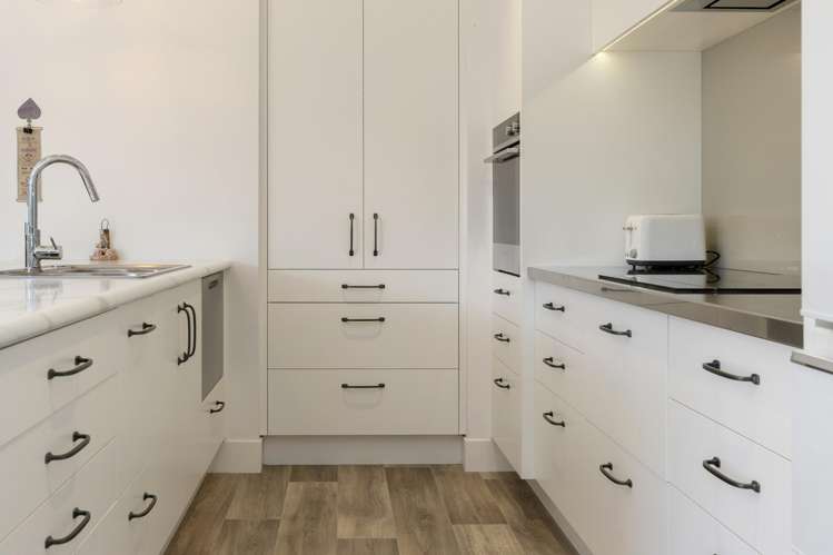 2/6 Wheretia Street Taupo_13