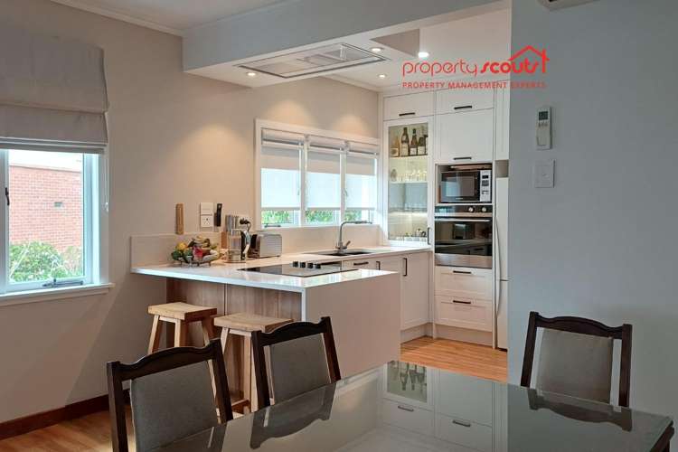 6 Walker Crescent 2034_5