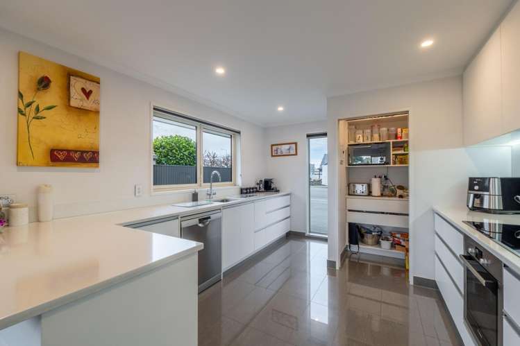 82 Macmaster Street_3