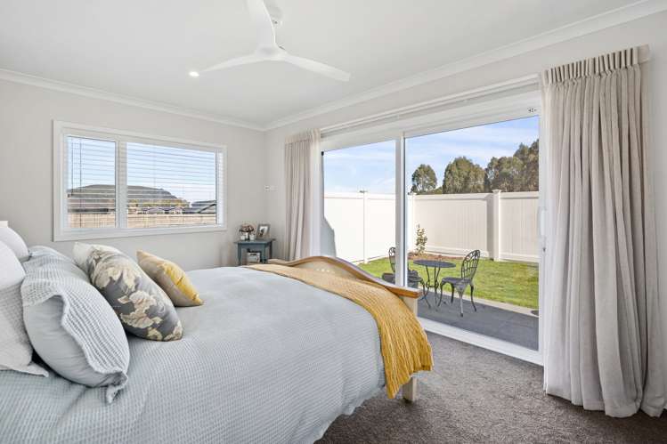 9 Kanuka Grove Kinloch_18