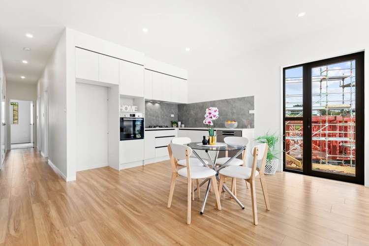 77 Puwha Street Massey_5