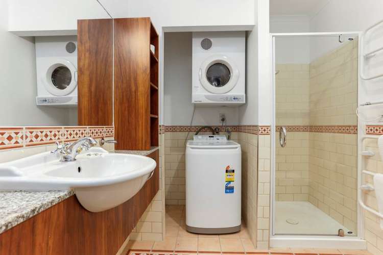 33/139 Quay Street City Centre_10